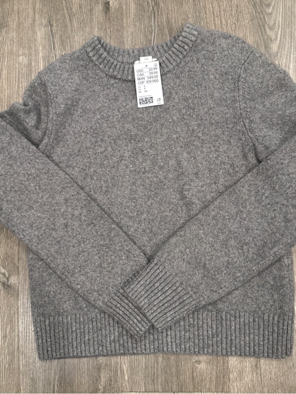 H&M Grey cashmere-feel crewneck
